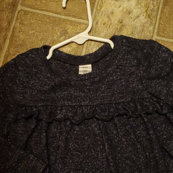 Gap shirt - Picture 2 of 2